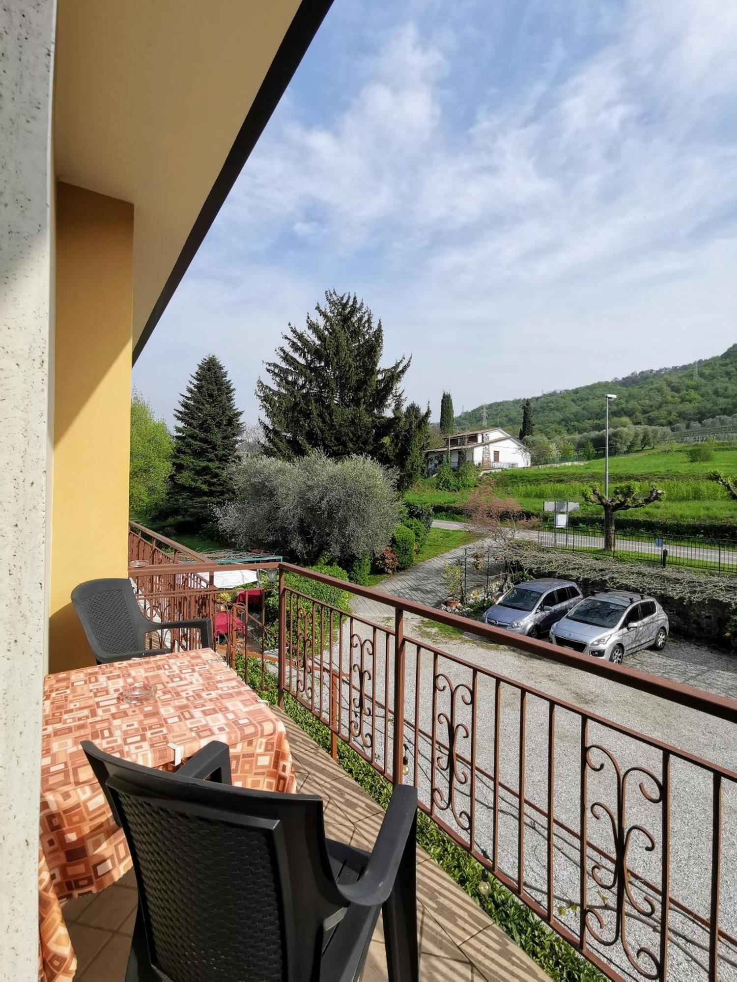 Ristorante Le Rasole Hotel Garda  Exterior photo